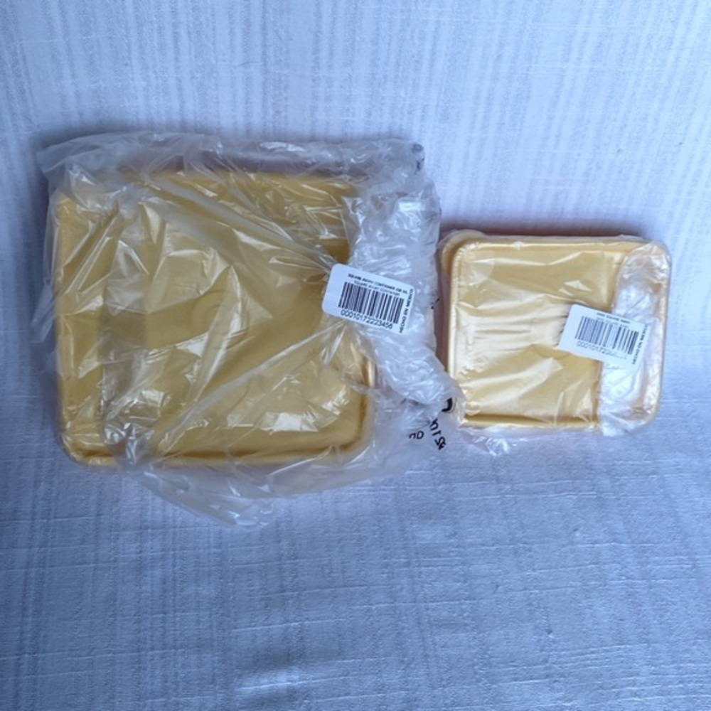NEW Set of Tupperware Classic Square Away and Mini Square Away Containers